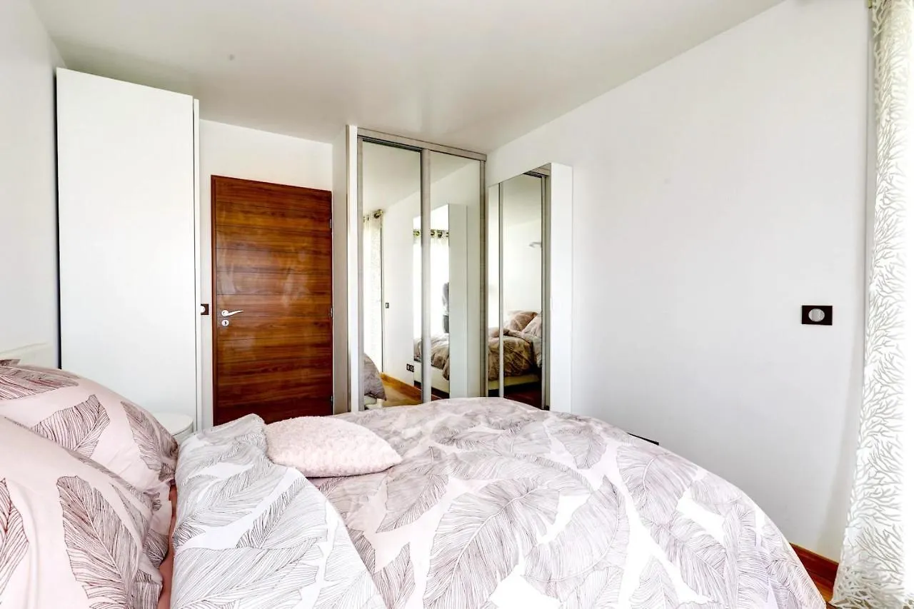 Porte Dauphine Apartment With Terrace Paris 16Th - No Parties 0*,  Fransa